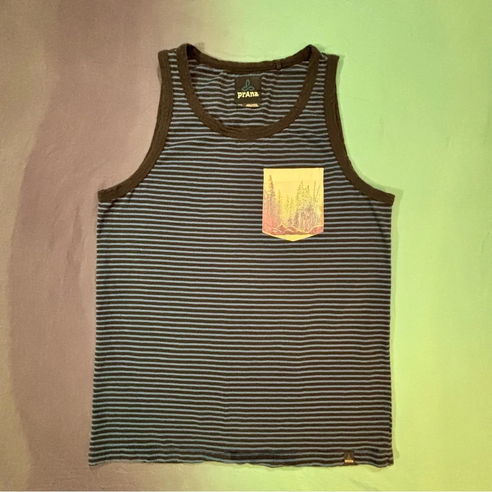 Prana Striped Men’s Tank with contrasting Scenic Pocket Detail - Picture 11 of 12